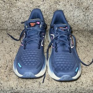 New Balance fresh foam 1080 size 9.5W